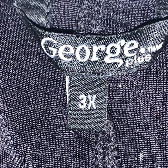 Sleeveless glitter top plus size worn once - Picture 3 of 4